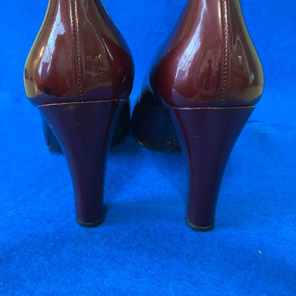 Ladies Shoes - Picture 3 of 5